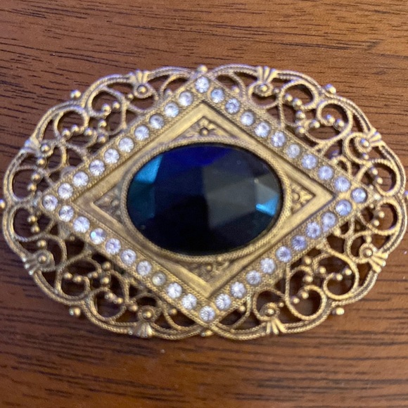 1928 Jewelry Vintage 928 Black And Gold Brooch Poshmark